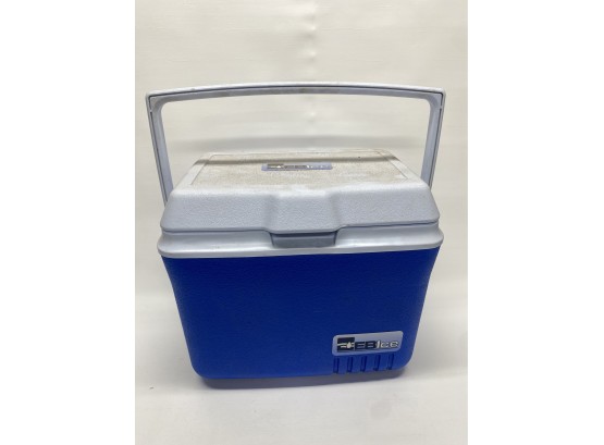 EB Ice Cold Therapy System Cooler With Accessories