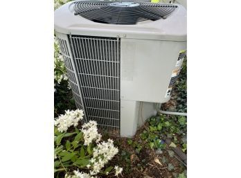 A Carrier Condensing Unit 1 Of 3