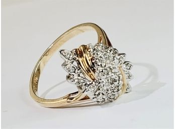 Beautiful 10k Yellow Gold Diamond Ring