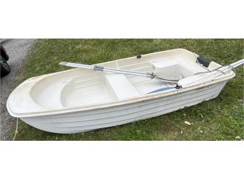 Water Tender 9.4 Molded Pond Boat And Two Sets Of Oars