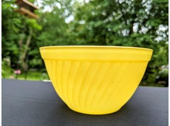Rare Vintage Fire King Yellow Swirl Bowl