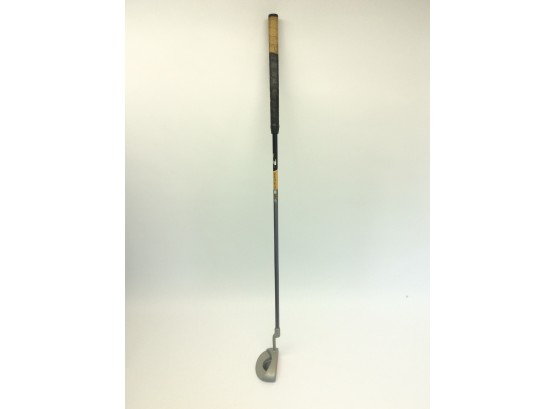 Youth Hagen Jr. Small Right Handed Putter 3.75 X 2 X 31