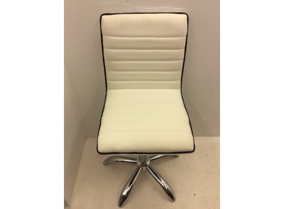 Modern Flash Furniture Ribbed Swivel Chair