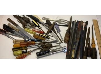 Miscellaneous  Hand Tools Lot
