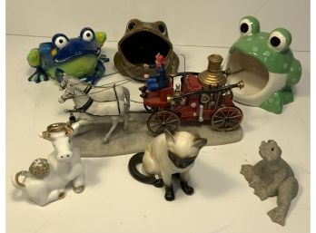 Animal Lot Of 7: 3 Ceramic Frogs, 1 Siamese Cat, 1 Cow, I Small Frog, & Horse And Carriage Firewagon Figure