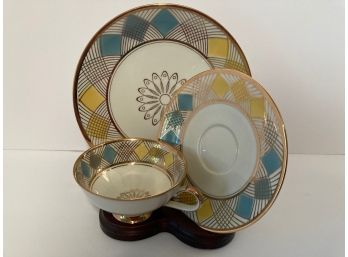Vintage Winterling Markleuthem Bavaria Teacup, Saucer And Side Plate