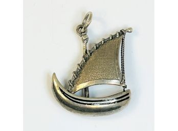 Vintage Sterling Silver Sail Boat Charm/pendant