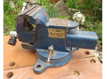 4' All Steel Vise With Swivel