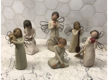6 Collectable WILLOW TREE Figurines