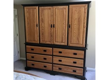 Incredible OAK CITY Chest Of Drawers