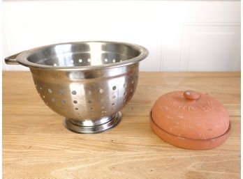 Terracotta Stoneware Garlic Bakeware And Stainless Colander Bundle