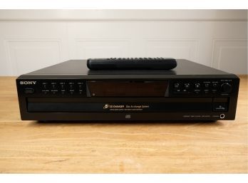 Sony Electronics 5-CD Changer With Remote