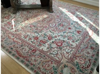Fabiulous Hand Made Oriental Style Rug - Amazing Colors And In Great Condition - Green - Cream - Light Blue