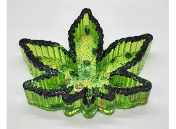 Awesome Handcrafted Resin Pot Leaf Ashtray