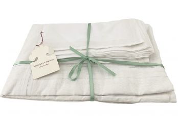 Beautiful Italian Linen Table Cloth And Napkins