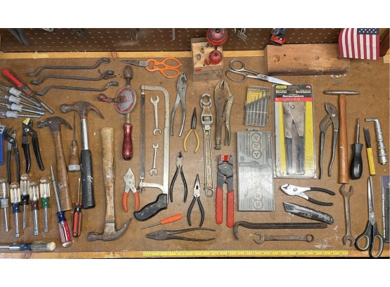 Large Selection Of Hand Tools Including Pilers, Screwdrivers, Hammers & Riveter