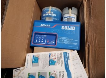 EcoLab Solid System II Detergent & Bleach Dispenser New