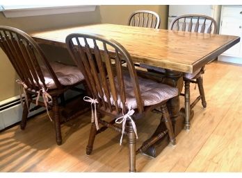 Oak Dining Table With Four Side Chairs