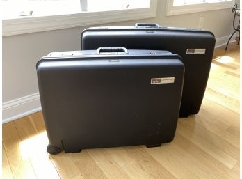 A PAIR DELSEY Suitcases