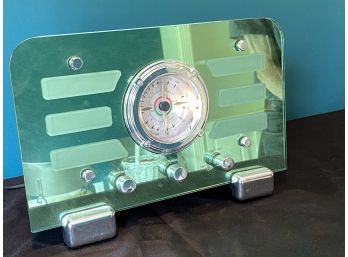 Thomas Museum Series Collectors Edition Radio Model # TPC-110 - 13'w X 9'h