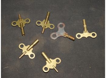 Lot Of Old Clock Winding Keys