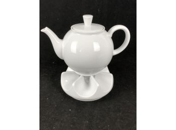 White Tea Pot With Stand
