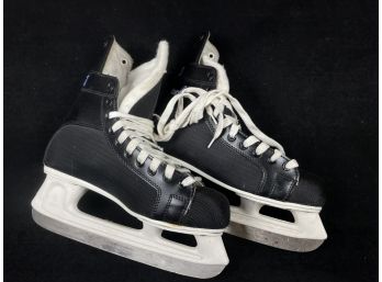 CCM 101 Rapide Ice Skates Size 9