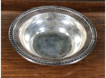 Lovely Small STERLING SILVER Bowl Rosepoint / Wallace Nice Lattice - Nice Piece - 6-1/2' X 1-12' - 3.25 Ozt