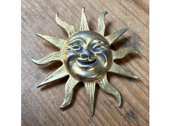 Smiling Sunny 'SOL' Gold Tone Pin