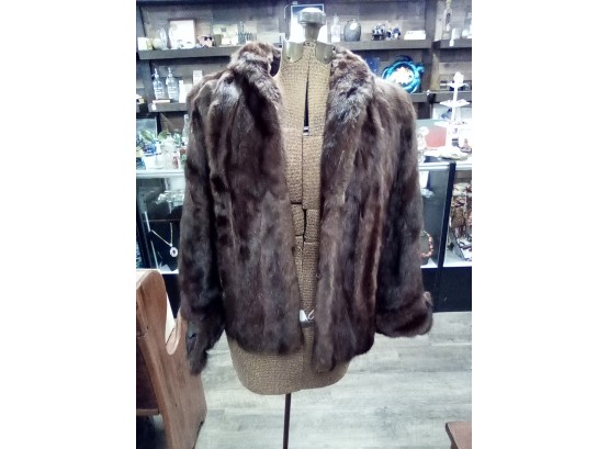 Luxury Fur Stole Wrap (mink?) From Michaels Furs, Bridgeport, CT  CAVEnd
