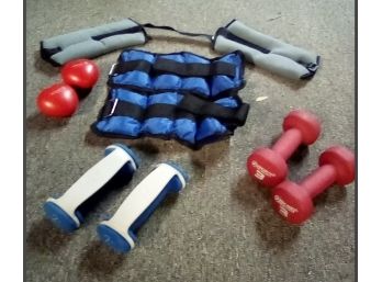 Exercise Weighted Accessories And Squeeze Hand Novelties   CAVE