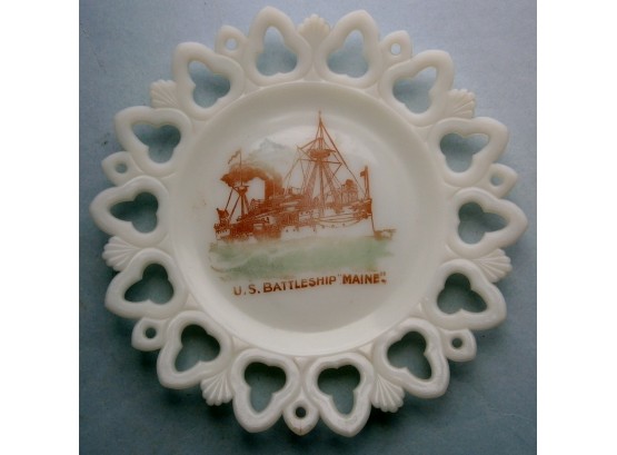 U.S. BATTLESHIP 'MAINE' Souvenir Plate