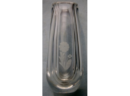 Mini Art Glass Vase With Cut Floral Decoration