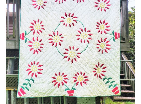 Beautiful Vintage Hand Stitched Floral Patchwork Quilt