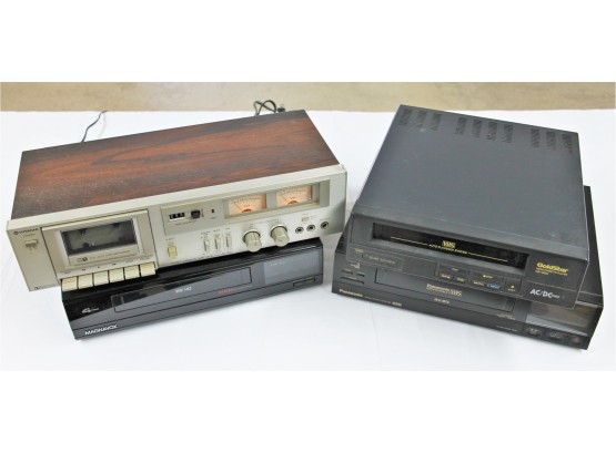 Lot Of Four Vintage Electronics With Hitachi Cassette Deck, Magnavox VHS, Panasonic & Goldstar VHS Players