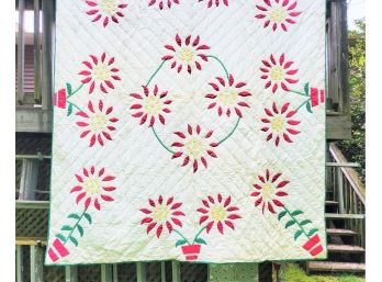 Beautiful Vintage Hand Stitched Floral Patchwork Quilt