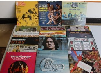 Record Lot 1 With Foreigner, James Taylor, Santana, Chicago, Beach Boys, Three Dogs Night, Bee Gees & More