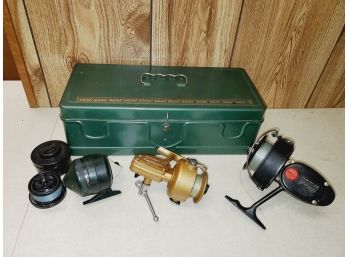 Three Vintage Salt Water Fishing Reels & Metal Tackle Box - Zebco, Mitchell, Compac Caliente