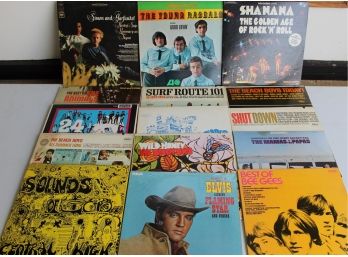 Record Lot 2 With Elvis, Beach Boys, Simon & Garfunkel, Mamas & Papas, Animals, Sha Na Na & More