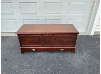Lane Cedar Lined Chest With Drawer