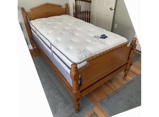 Light Maple Twin Bed With Mattress #2