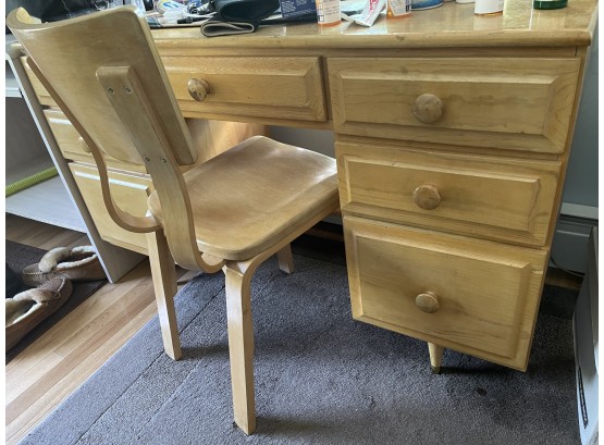 Light Wood Desk With Chair