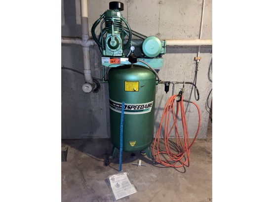 Speedaire Cast Iron Series Air Compressor Model 5Z397A 6ft 7in Made In USA Works Great Low Hrs Home Use 80Gal