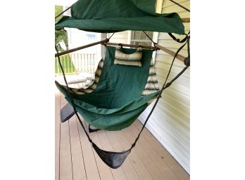 Maui Outback Hawaiian Sun Chair In Good Condition  You Can Set It Up Right I Have It A Bit Twisted. Very Cool