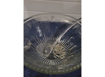 16 Piece Punch Bowl