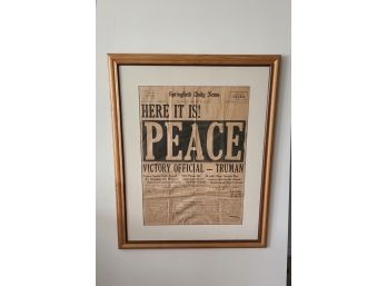 Springfield Daily News Aug 14, 1945 26x31in Here It Is! PEACE  VICTORY OFFICIAL-TRUMAN Newspaper Framed