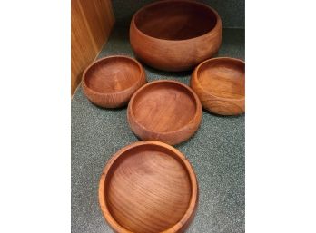 Goodwood Genuine Teak 5 Piece Wooden Bowls Made In Thailand