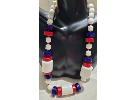 Chunky Americana Lucite Necklace Hong Kong