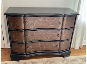 A Unique 3 Drawer Dresser