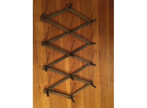 Accordian Style Wooden Peg Rack